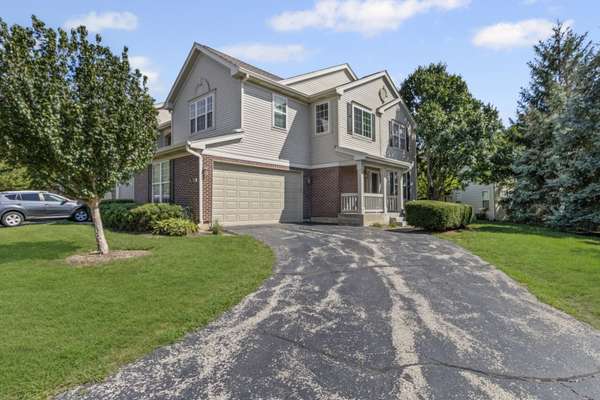 2451 Stonegate RD #2451, Algonquin, IL 60102