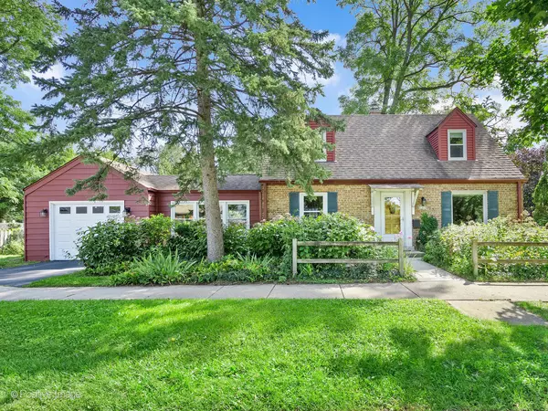 Wheaton, IL 60187,1319 Childs ST