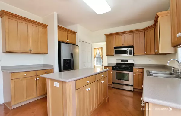 Round Lake, IL 60073,25619 W Bluestem RD