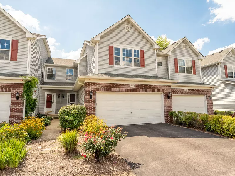 254 Ridge RD, North Aurora, IL 60542