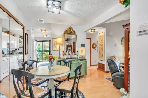 Buffalo Grove, IL 60089,780 Weidner RD #300