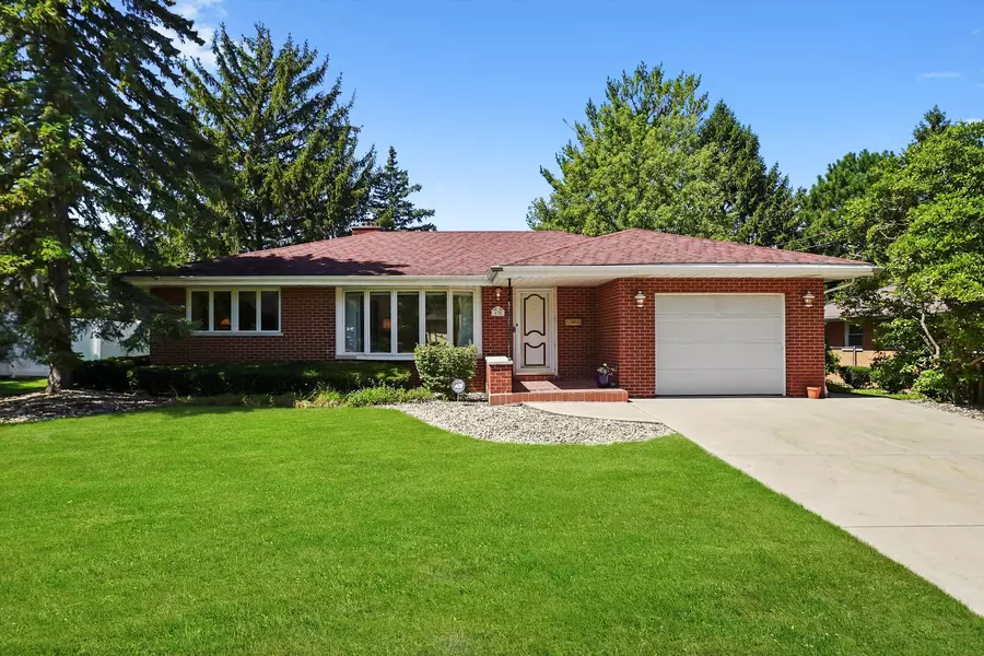 830 Thomas ST, Chicago Heights, IL 60411