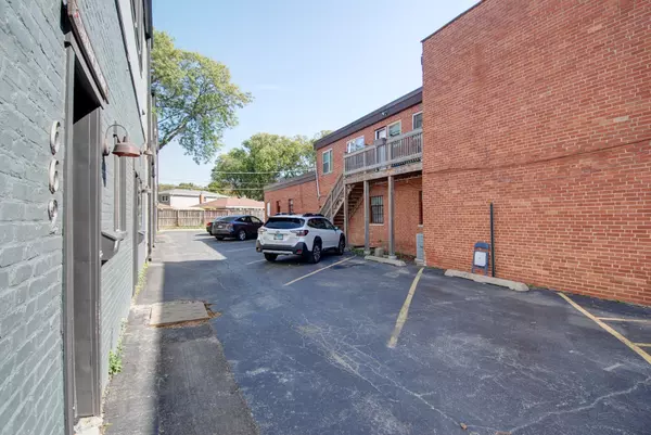 Mount Prospect, IL 60056,662 E Northwest HWY