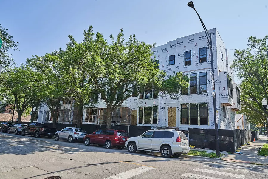 3254 S King Dr AVE, Chicago, IL 60616