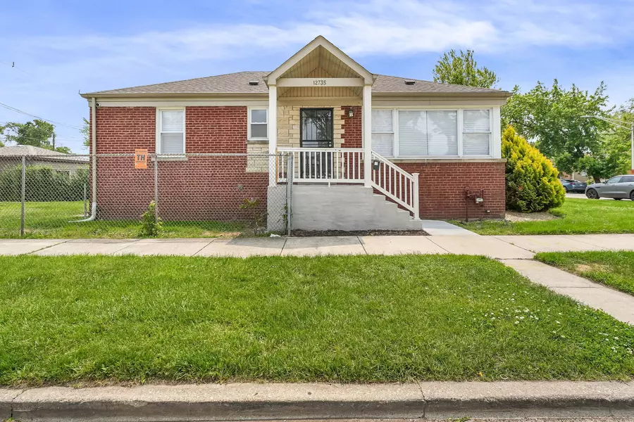 12735 S Parnell AVE, Chicago, IL 60628