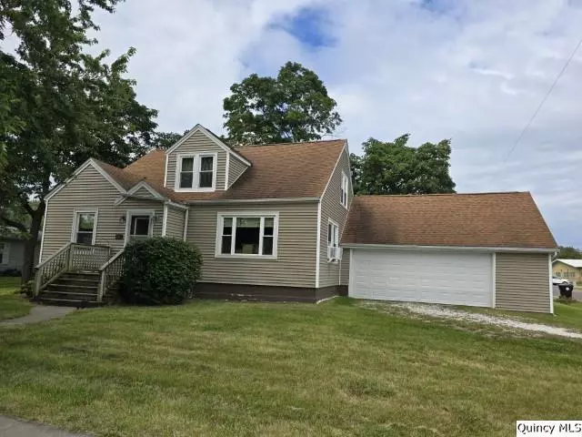 417 N Washington ST, Carthage, IL 62321