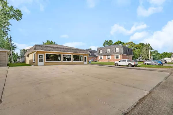 Streator, IL 61364,1303 E Circle DR