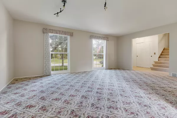 Crystal Lake, IL 60014,1021 Abbey DR