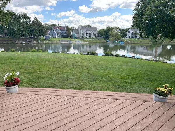 Aurora, IL 60506,2560 Middle Queensbury CT