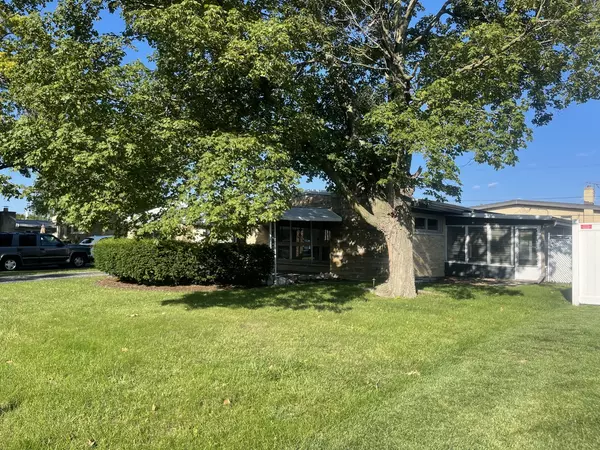 Chicago, IL 60656,5019 N Ottawa AVE