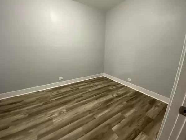 Chicago, IL 60636,5929 S Paulina ST #101