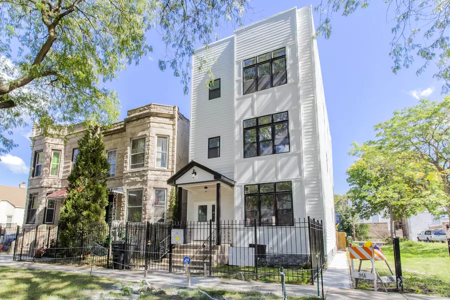 4933 S Wabash AVE, Chicago, IL 60615
