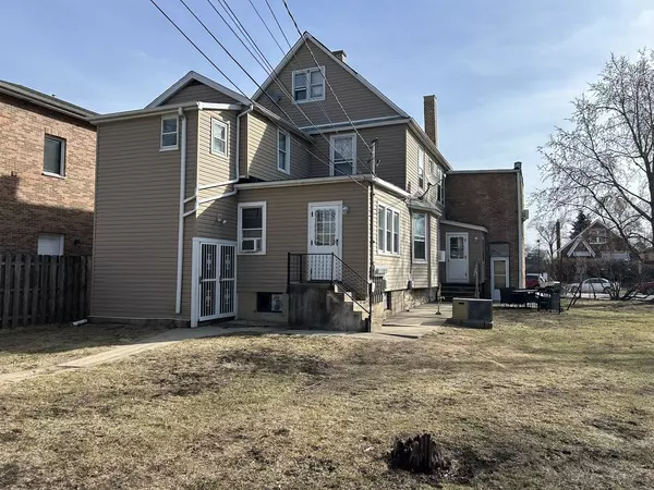 Lyons, IL 60534,4238 Joliet AVE