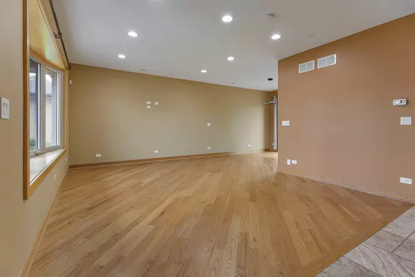 Willowbrook, IL 60527,415 Honey Locust