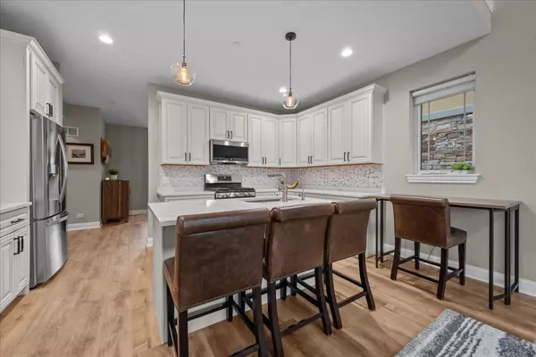 Wheeling, IL 60090,64 Prairie CT