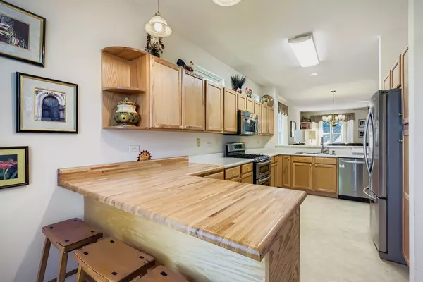 Huntley, IL 60142,12765 HORSESHOE TRL