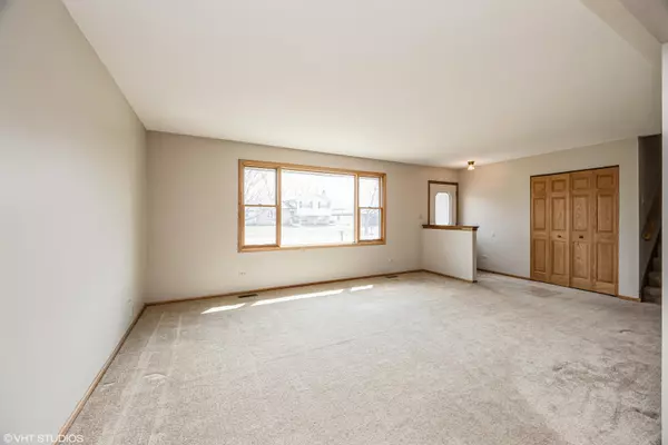 Orland Hills, IL 60487,8832 170th ST