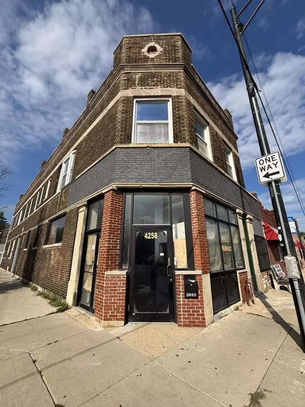 Chicago, IL 60651