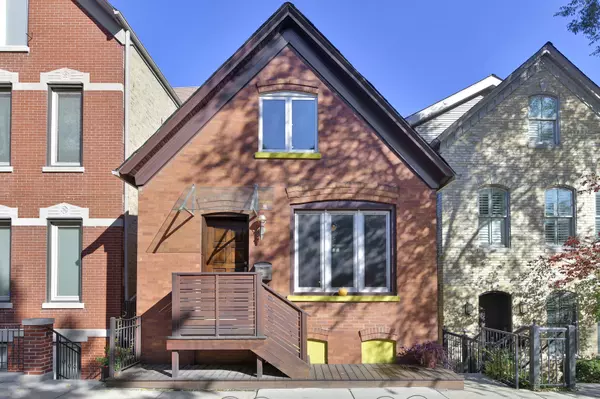 2220 W Charleston ST, Chicago, IL 60647
