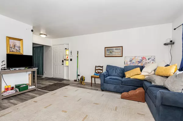 Bolingbrook, IL 60440,316 Pueblo DR