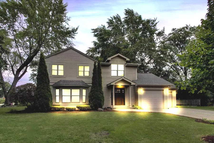 315 S Beverly LN, Arlington Heights, IL 60005