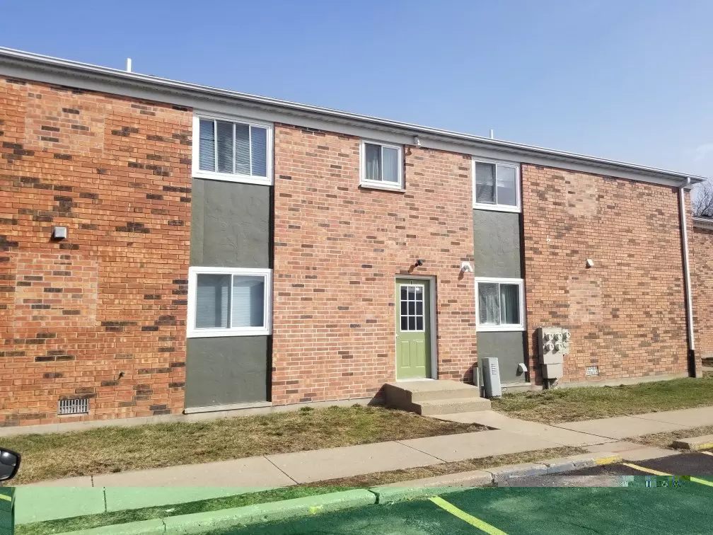 Mendota, IL 61342,205 Sandra AVE #C-2