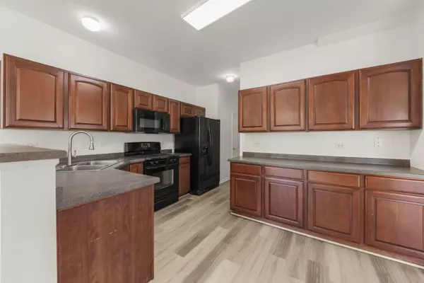 Plano, IL 60545,3770 Pope CT