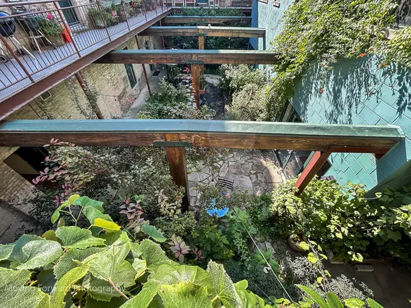 Chicago, IL 60647,2418 W Bloomingdale AVE #C2