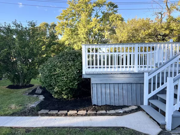 Steger, IL 60475,3002 Green ST #2