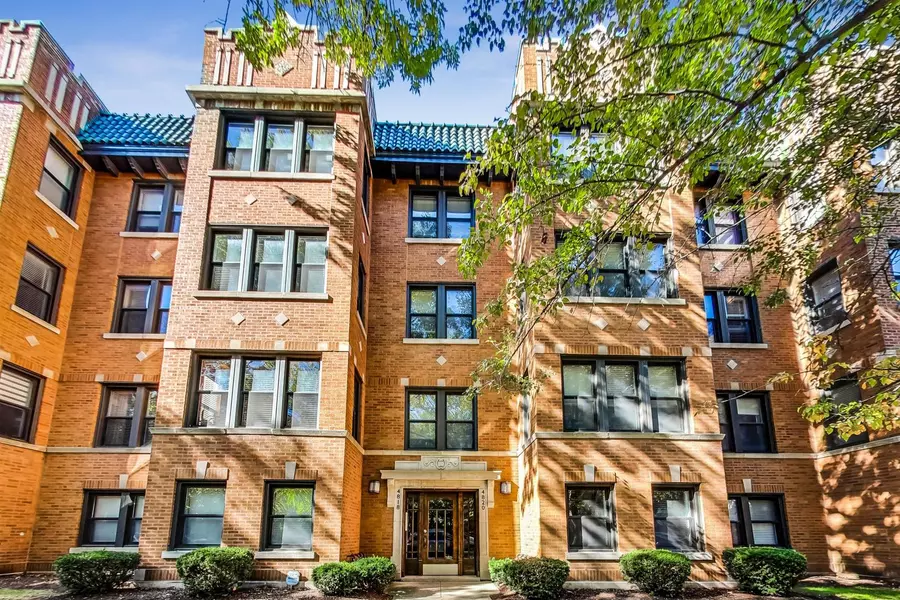 4818 N Hoyne AVE #3, Chicago, IL 60625