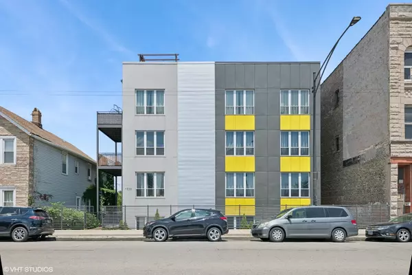 Chicago, IL 60608,1708 W CERMAK RD #2E