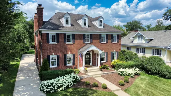 Elmhurst, IL 60126,187 E Orchard ST