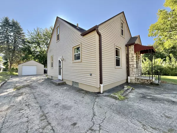 Rockford, IL 61109,2816 20th ST