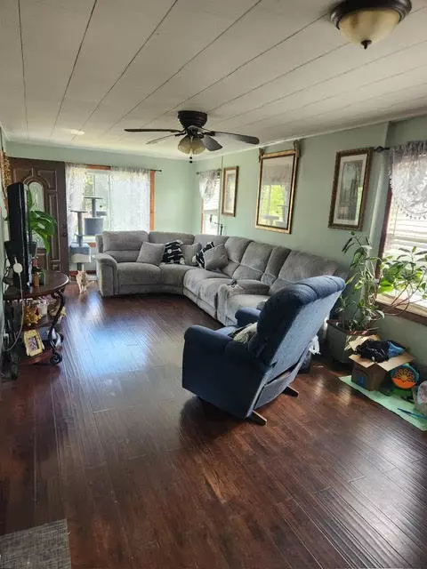 Stickney, IL 60402,3924 East AVE