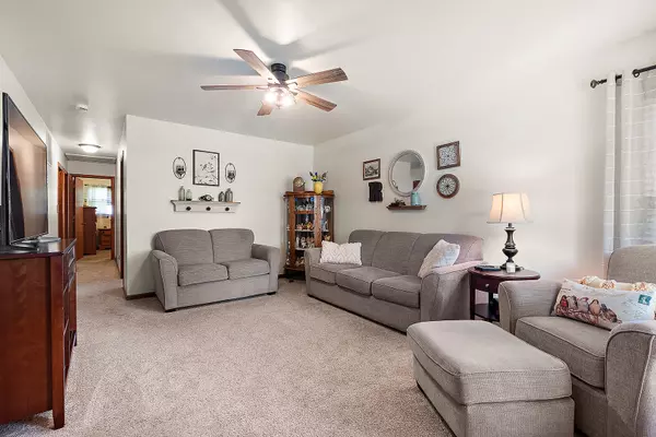 Steger, IL 60475,3028 Florence AVE