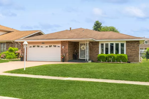 Palos Hills, IL 60465,10927 S Circle DR