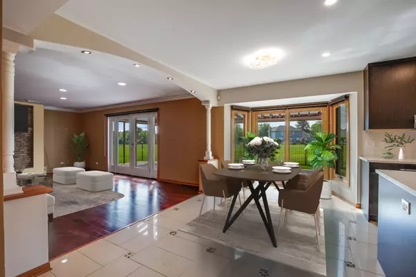 Addison, IL 60101,1395 Lilac LN