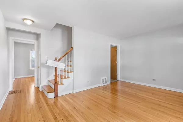 Oak Park, IL 60304,1004 S Taylor AVE