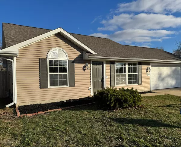 Urbana, IL 61802,806 S Sunny LN