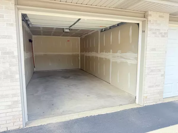 Lockport, IL 60441,1033 Ashley CT #2D