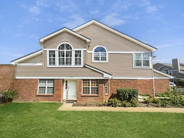 476 W Happfield DR #10AL, Arlington Heights, IL 60004