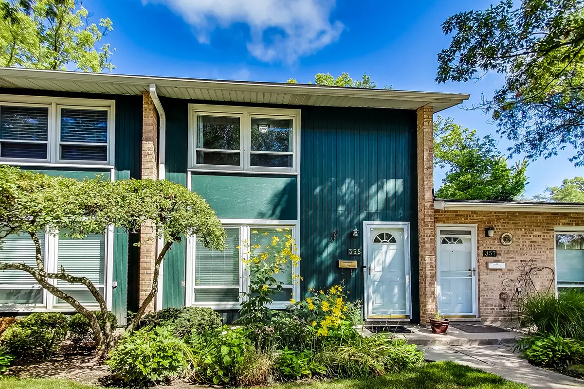 Northfield, IL 60093,355 Bristol ST