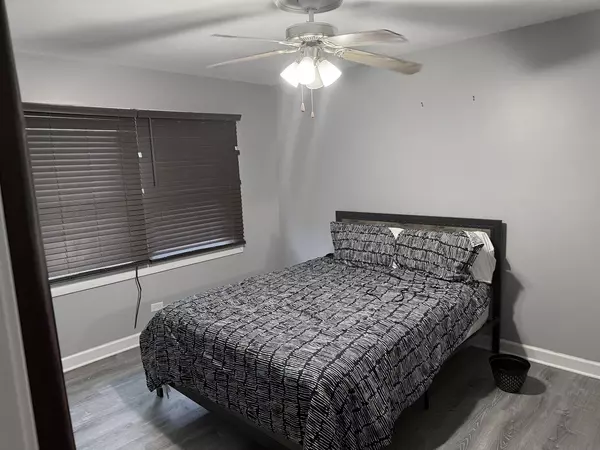 Bolingbrook, IL 60440,230 Delaware DR