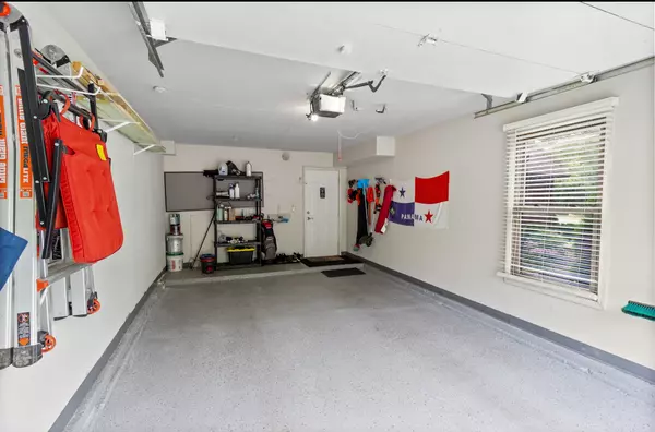 Loves Park, IL 61111,5051 Woodlake DR