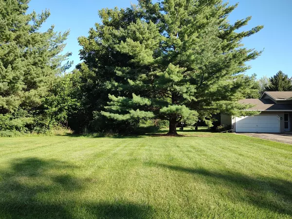 Poplar Grove, IL 61065,135 Liverpool DR SE