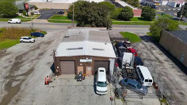 Lansing, IL 60438,2535 Bernice RD