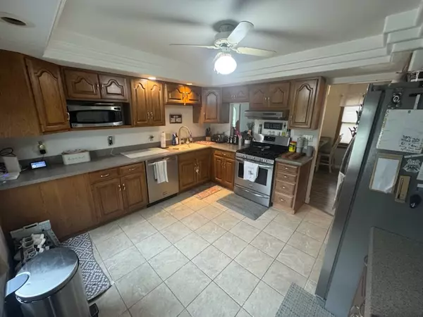Rock Falls, IL 61071,217 3rd AVE