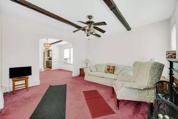 Chicago Heights, IL 60411,293 W 15th ST