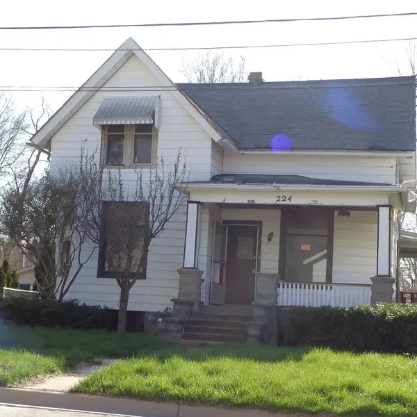 224 S Prospect ST, Rockford, IL 61104