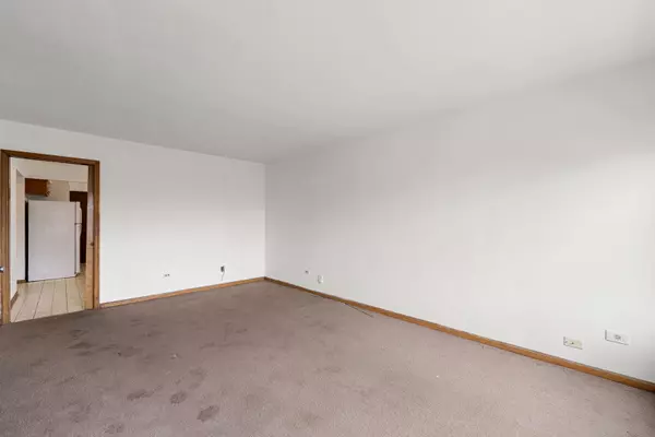 Berwyn, IL 60402,1833 Oak Park AVE